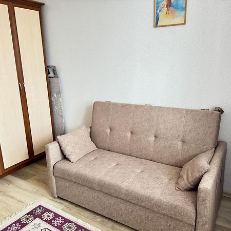 Меркурий Apartment Astana Exterior foto